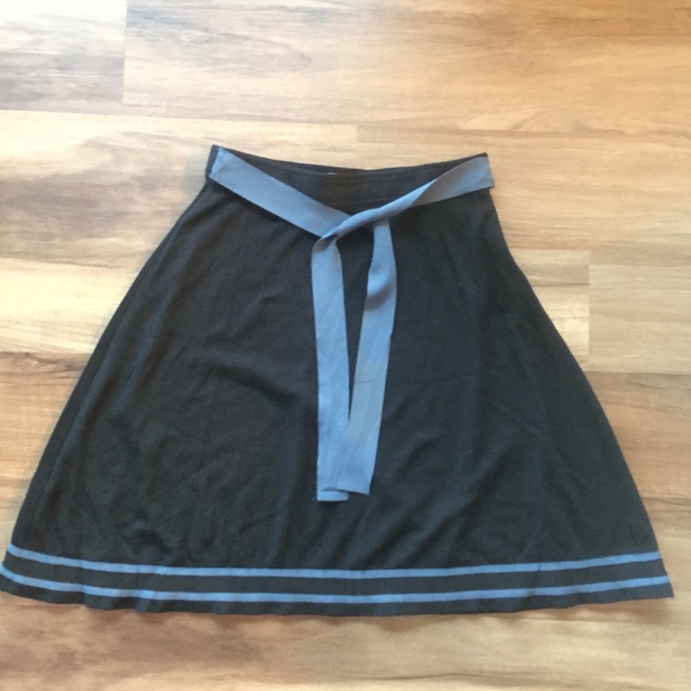 Very elegant black A line skirt. Size S